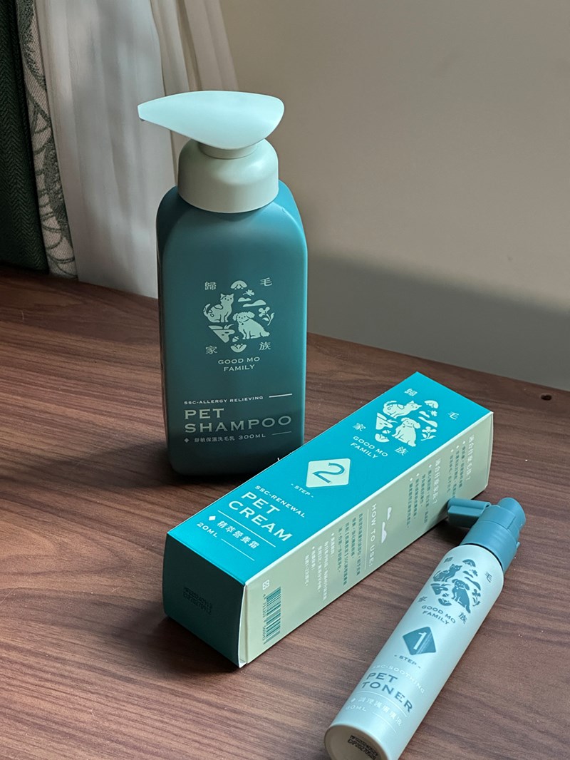 女人知己試用大隊,口碑行銷,部落客行銷,Goodmofamily歸毛家族 寵物肌膚救星組,歸毛家族 寵物肌膚救星,舒敏保濕洗毛乳,護膚噴液,精萃營養霜,博士30年生技專業,給足皮膚營養保護力,無抗生素 無類固醇,神經醯胺,19種綜合胺基酸,榮獲SNQ國家認證,上萬毛爸媽見證,3週幫助皮膚健康,NO.1寵物肌膚口碑霸主,寵物第一護膚領導品牌